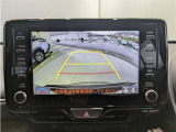 バックガイドモニターで、後方を確認しながら安心して駐車することができます。運転初心者も熟練者も必須の機能ですよ!
