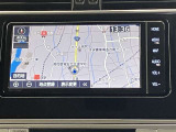 純正ナビを装備。タッチパネル式で使いやすく、お出かけもラクラクです。