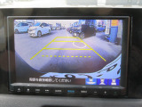 車庫入れ・駐車を安心サポート!バックカメラ装備です。