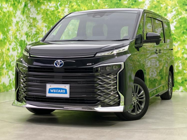 ヴォクシー 1.8 ハイブリッド S-Z E-Four 4WD 