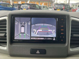 狭い駐車場等での運転を支援するアラウンドビューモニター付☆