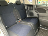 後部シートゆったりと座れる室内空間!!