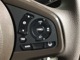 クルーズコントロールを装備しています。高速道路などで一定の速度で走ってくれるので運転が楽ですよ!速度を設定できますので、スピードの出しすぎにも注意できます。