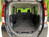 普段のお買い物や通勤、送迎等に十分な荷室スペースを確保しております。セカンドシートを倒すと、大きな荷物の積載も可能です♪