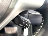 【クルーズコントロール】高速道路もラクラク走行。アクセルを離しても一定速度で走行ができ、長距離運転時の負担を軽減!加速・減速も簡単なスイッチ操作で調整できます。