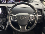 ステアリングも使用感が少なく、きれいな状態となっております♪