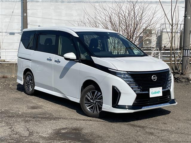 セレナ 2.0 ハイウェイスターV 4WD 4WD 修復歴無し