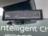 インテリジェントルームミラーで夜の後方確認も安心です。