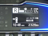 クリアランスソナー付きです。障害物に近づくと、表示や音声で警告してくれるので便利な機能です。