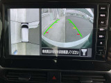 アラウンドビューは4方のカメラで真上から車を見たようにモニタで確認ができる日産自慢の装備です。周辺の安全確認、小さなお子様や障害物も確認できるので、駐車のしやすさだけでなく、事故防止にも役立ちます♪