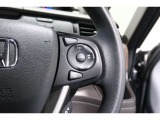 Hondaセンシングの機能のひとつ、アダプティブクルーズコントロール付!アクセルから足を離しても設定したスピードと前車との車間を保ち走行してくれます!車線維持もアシスト☆高速道路で疲労軽減ですね☆
