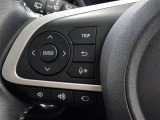ステアリングスイッチ装備!運転しながら手元でオーディオの操作などができます。