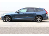 V60 アルティメット B4 ダーク エディション 