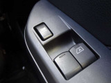 ビジネスカーでも快適装備は外せません。運転席&助手席はパワーウインドウです。(挟み込み防止機能付き)。