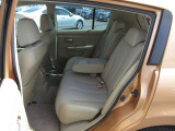 後部座席も気になるようなキズ・汚れやへたり等、大きなダメージはなく、良好な状態です。しっかりとクリーニング整備をしご納車いたします。