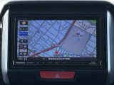 ナビ付きですので旅行先の慣れない土地での運転も安心です☆