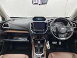 フォレスター 2.0 アドバンス 4WD 4WD 本革シート