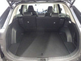 広々としたラゲージスペースを備えています。大きなものや長さのある荷物もしっかりと積み込めます。