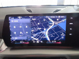 ◆iDriveを装備。操作系統をディスプレイから独立させることで、人間工学に基づいた最適な運転環境を実現しております。◆