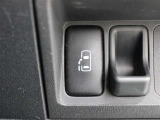 運転席からも操作ができるパワースライドドアです!乗り降り便利なうれしい装備です。