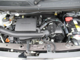 【外装】エンジンルーム 大きなサビ等もなく良好です。