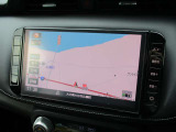 日産純正ナビゲーションMM323D-Lが装着されてます。