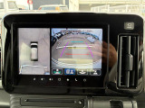 全方位カメラで車庫入れ楽々☆