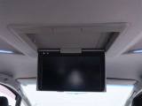 後席モニター付きでロングドライブもお子さまを飽きさせません!