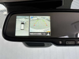 ルームミラーに車を上からみた映像が映るので、駐車の際や狭い道を通る時に運転のサポートをしてくれ安心です!