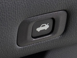 ボタン一つでトランクオープンが可能!車内から操作できる為、非常に便利な装備の一つとなります!