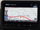 ホンダ純正ナビゲーション装備。インターナビ搭載で目的地までスムーズにご案内します。
