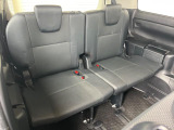 3列目シートはもちろん状態良好☆大人でもゆったりと座って頂けますので、大人数でのお出かけもラクラクです♪ご家族で、気の知れた仲間で、ドライブに行くのが楽しみですね♪