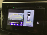 全方位モニターがついています! 車の周囲を360&deg;安全確認できるので、普段の駐車はもちろんの事、縦列駐車や幅寄せの際にも活躍してくれますよ。