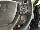 クルーズコントロールを装備しています。高速道路などで一定の速度で走ってくれるので運転が楽ですよ!速度を設定できますので、スピードの出しすぎにも注意できます。