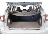 大容量のラゲッジルーム。リヤシートのバックレストを分割して倒す事で拡張出来ます