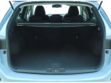 ■ラゲッジスペースです。日常的な荷物を積む際には十分なスペースです。ベビーカーもきっちり搭載できるので、家族でお出かけやピクニックを楽しんで下さい。