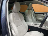XC60  D4 AWD インスクリプション 4WD 本革シート