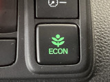★ECONスイッチ★ エコドライブを加速しよう!スイッチをONにすると、運転の仕方によるロスを抑え込み燃費をよくするようクルマが頑張ります(*^ー^*)燃費向上にチャレンジ♪