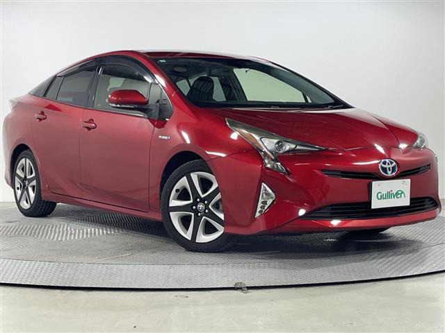 トヨタ プリウス 