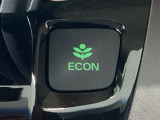 ★ECONスイッチ★ エコドライブを加速しよう!スイッチをONにすると、運転の仕方によるロスを抑え込み燃費をよくするようクルマが頑張ります(*^ー^*)燃費向上にチャレンジ♪