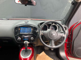 インパネ周りは、このように機能的にまとまっています。もちろん室内はクリーニング済みでキレイです!