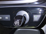 軽い力でシフトチェンジができる「エレクトロシフトマチック」を装備しております。