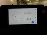 ディスプレイオーディオを装備。スマホとクルマをつなぐことで、これまでのナビに加えて、いろんなサービスが楽しめます。