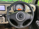 ステアリングも使用感が少なく、きれいな状態となっております♪