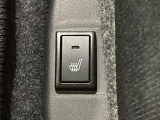 【シートヒーター】寒い日に重宝するシートヒーター!エアコンより早く温まってくれるので寒がりの人も安心ですね♪エアコンの温風は乾燥するから苦手、という方にもをおすすめです。