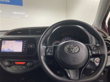 使いやすく運転しやすいレイアウトの運転席周り。