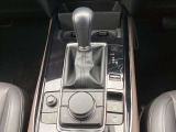 MTモード付です!MT感覚でシフトチェンジできます。MT車が少なくなってきた現在に面白さを取り入れた装備です。走る歓びを!