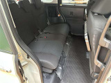 ゆとりある広々とした車内空間は、ドライブを始め買い物やレジャーなど、幅広く活躍します。一人でもみんなとでもお出かけを楽しみましょう!