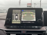 狭い駐車場等での運転を支援するアラウンドビューモニター付☆