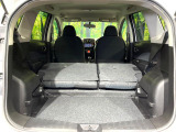 普段のお買い物や通勤、送迎等に十分な荷室スペースを確保しております。セカンドシートを倒すと、大きな荷物の積載も可能です♪